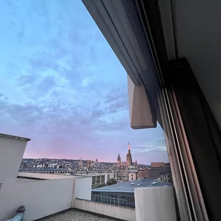 Cathédrale De à Vos Pieds - 348 * Rouen